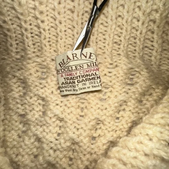 Vtg Blarney Woollen Mills Aran Ireland Cable Knit Fisherman Sweater Women Size M - Picture 3 of 8